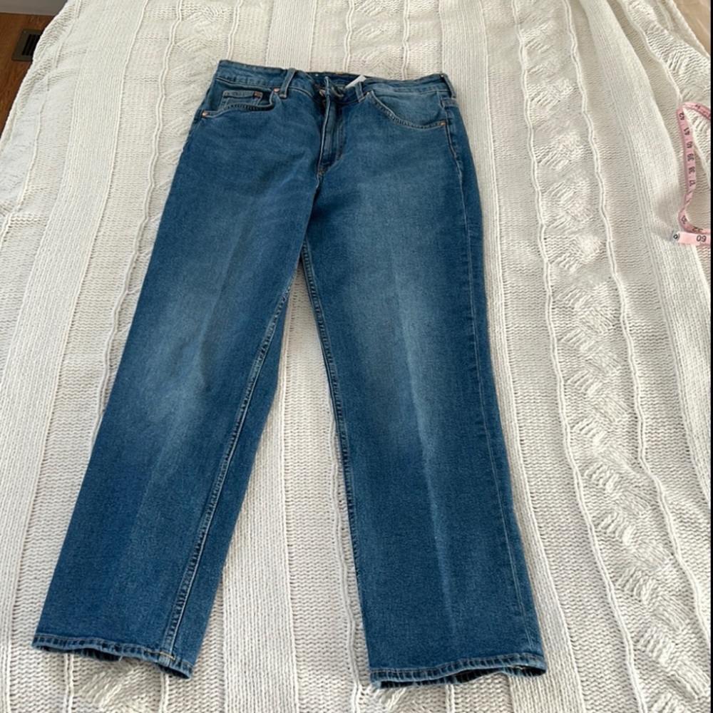 Old Navy, high waist, straight leg, ankle length jeans, size 8